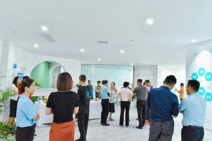 群英集結(jié),“凈”護(hù)生產(chǎn)!“GMP無(wú)菌潔凈空間污染防控策略及運(yùn)營(yíng)管理”沙龍圓滿結(jié)束!
